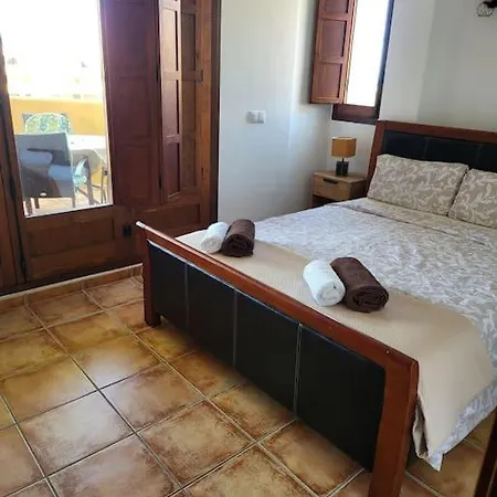 Апартаменти Casa De Flores *
